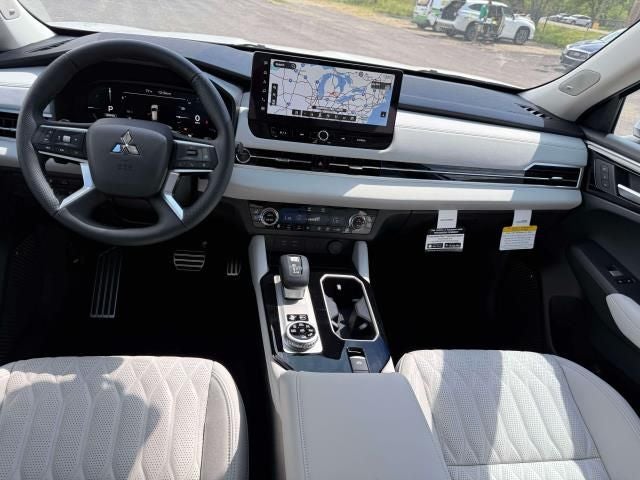 2026 Mitsubishi Outlander PHEV SEL