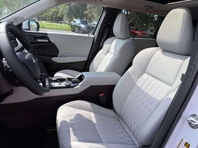 2026 Mitsubishi Outlander PHEV SEL