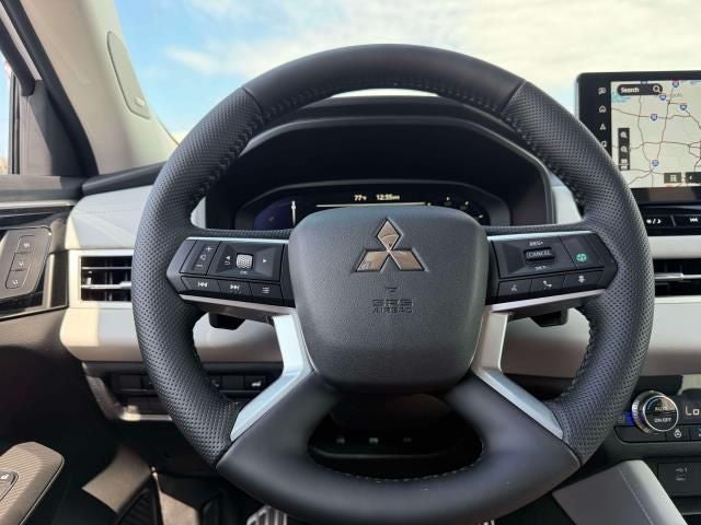 2026 Mitsubishi Outlander PHEV SEL