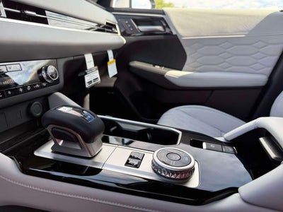 2026 Mitsubishi Outlander PHEV SEL