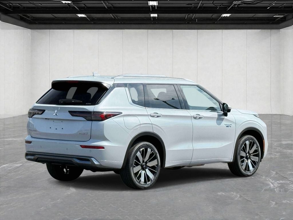 2026 Mitsubishi Outlander PHEV SEL