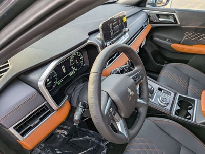 2025 Mitsubishi Outlander PHEV SEL