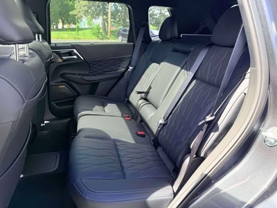2026 Mitsubishi Outlander PHEV Black Edition
