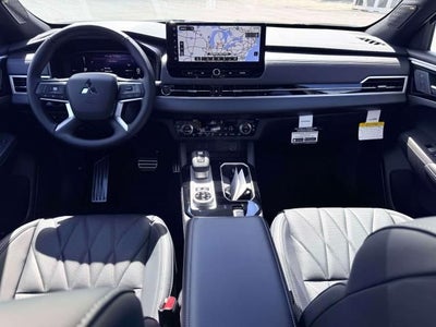 2026 Mitsubishi Outlander PHEV Black Edition