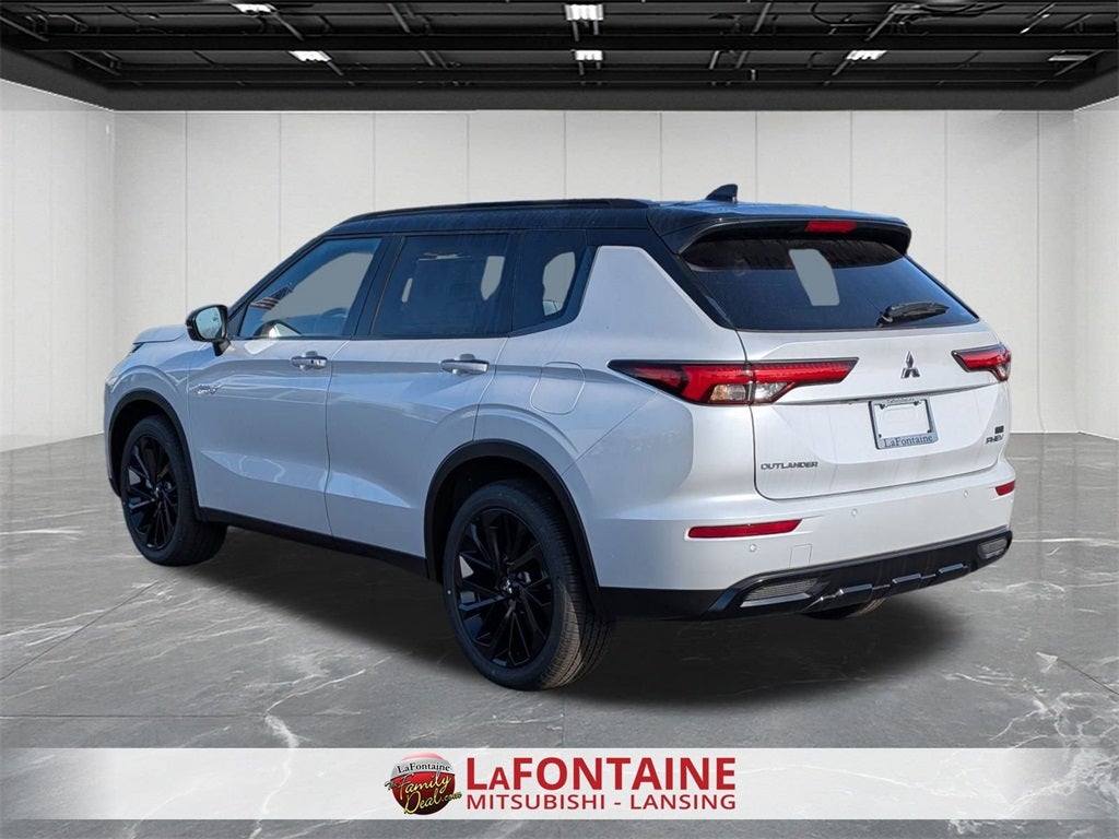 2025 Mitsubishi Outlander PHEV SEL Black Edition