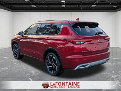 2025 Mitsubishi Outlander PHEV SEL