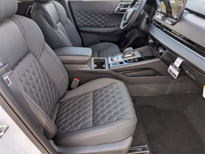 2025 Mitsubishi Outlander PHEV SEL