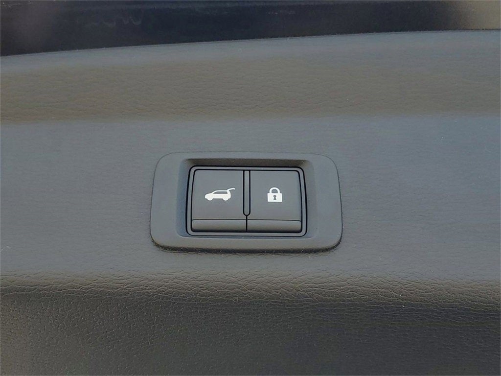 2025 Mitsubishi Outlander PHEV SEL