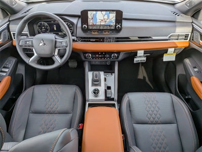 2025 Mitsubishi Outlander PHEV SEL