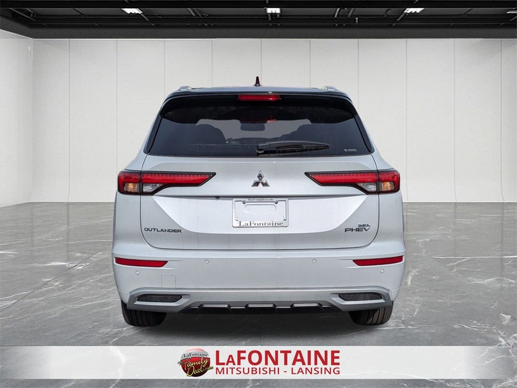 2025 Mitsubishi Outlander PHEV SEL