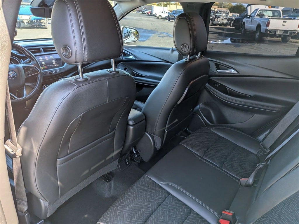 2022 Buick Encore GX Essence