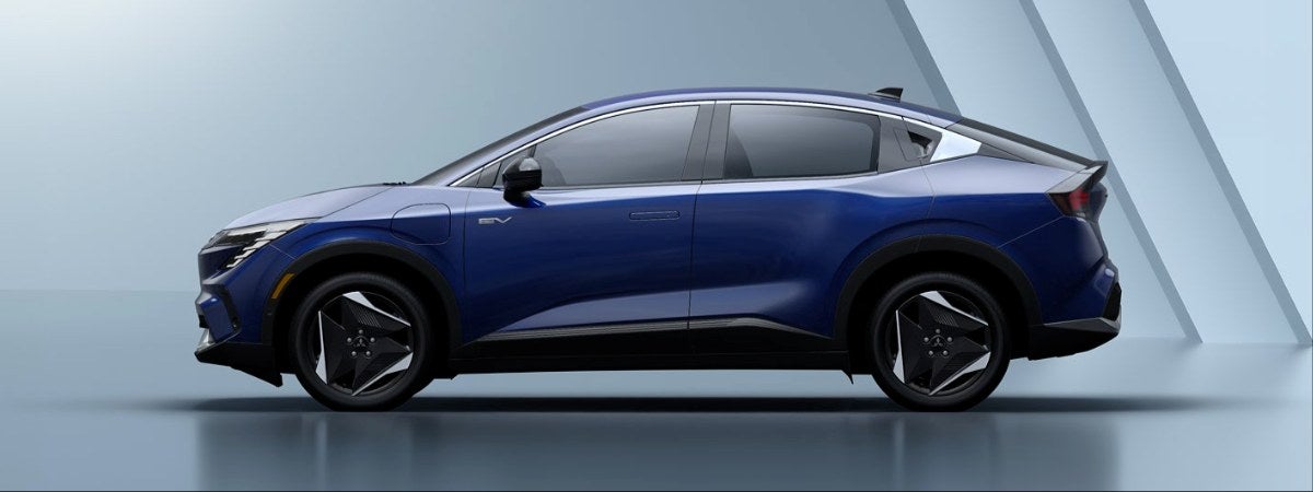 2027mitsubishieclipsesportbackev-header-01
